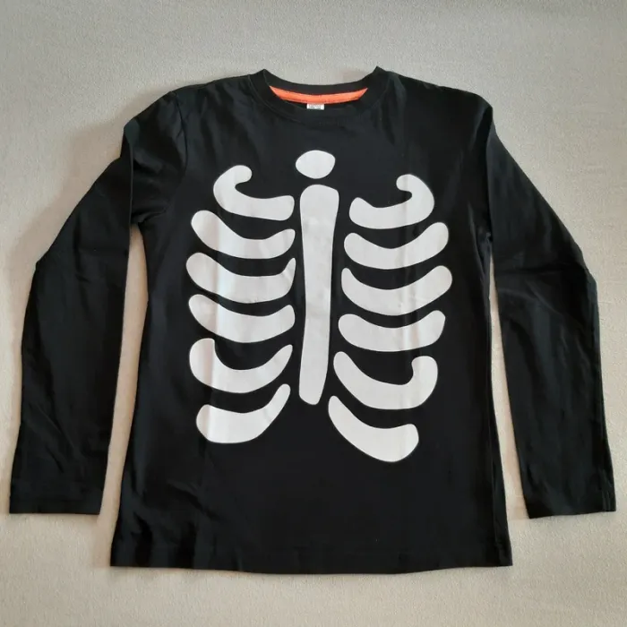 T-shirt noir impression squelette blanc 12 ans