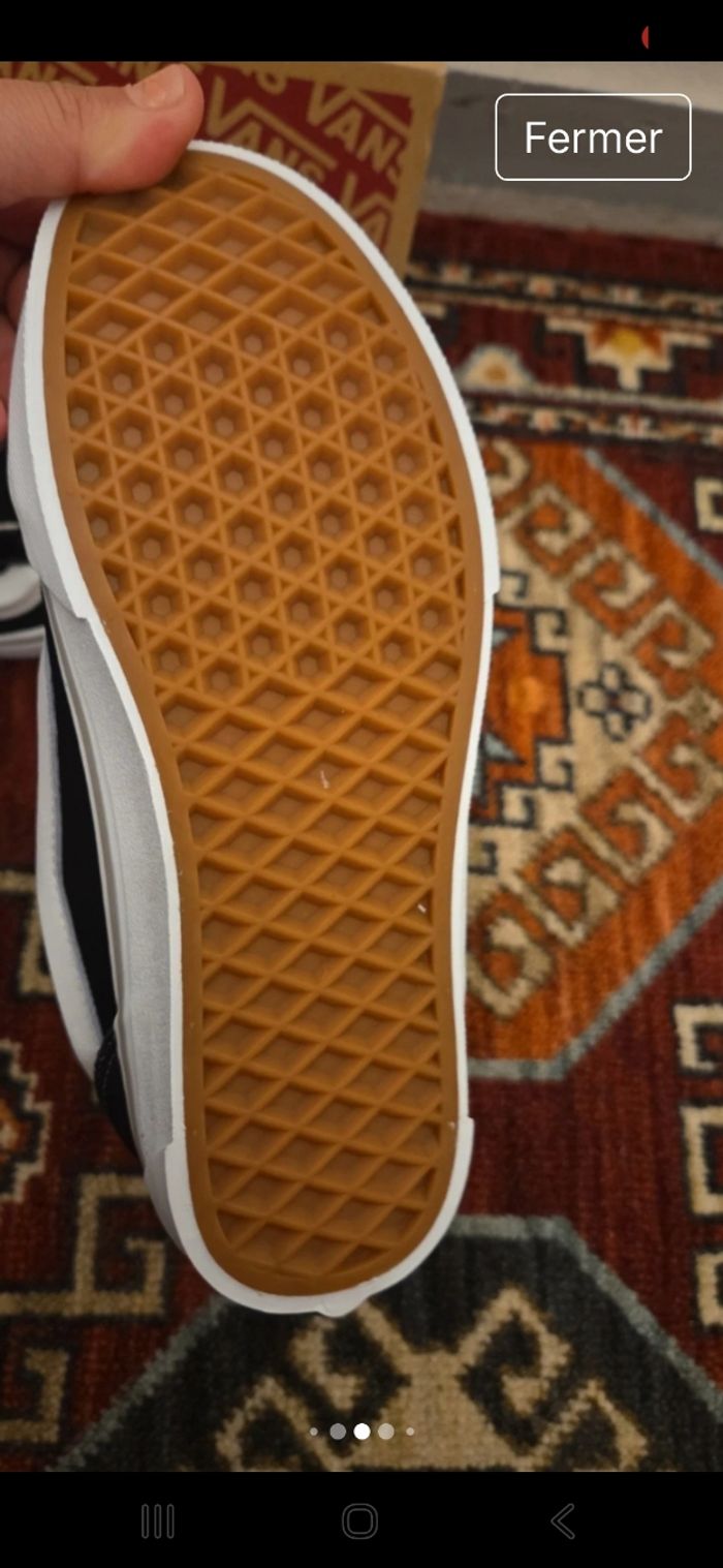 Vans neufs - photo numéro 8