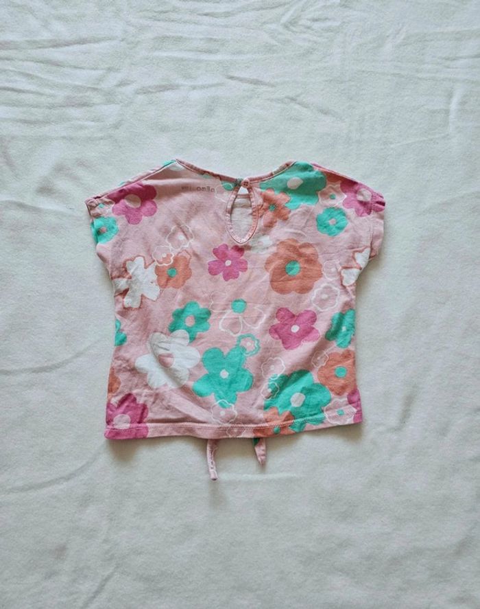 Magnifique t-shirt avec fleurs - photo numéro 3