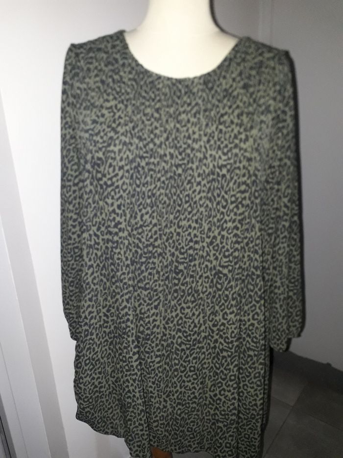 Robe plissé permanent imprimé léopard noir et kaki J&L T 36 38