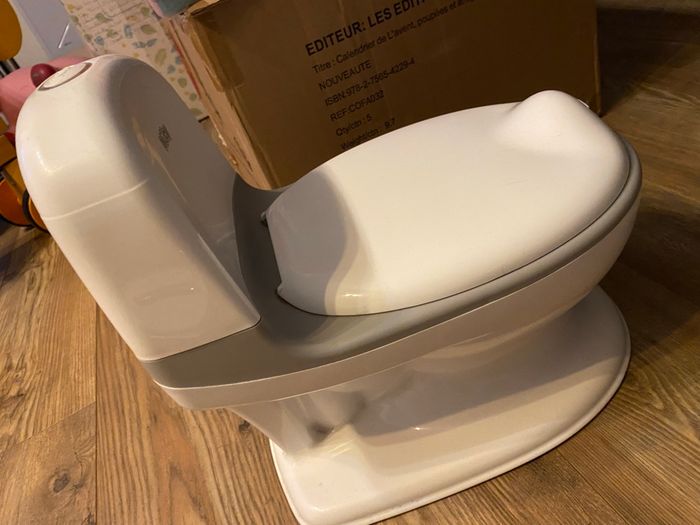 Pot mini wc pour enfant - photo numéro 4
