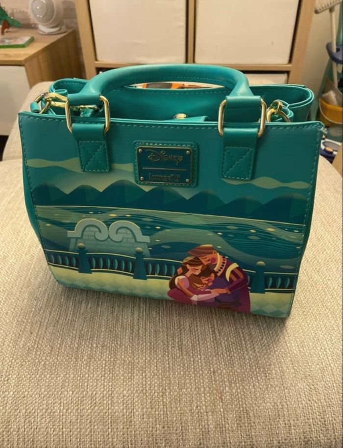 sac Loungefly Raiponce - photo numéro 8