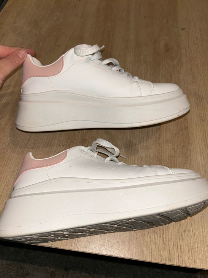 Baskets blanche et rose • pointure 41 • - photo numéro 3