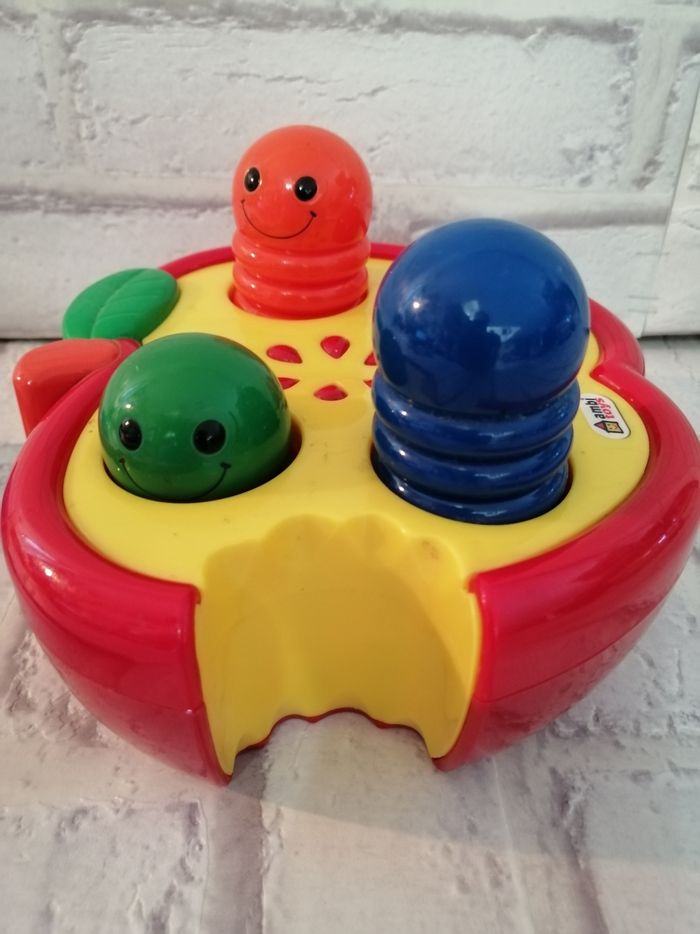 Jouets d éveil tap tap pomme  ambi toys - photo numéro 2