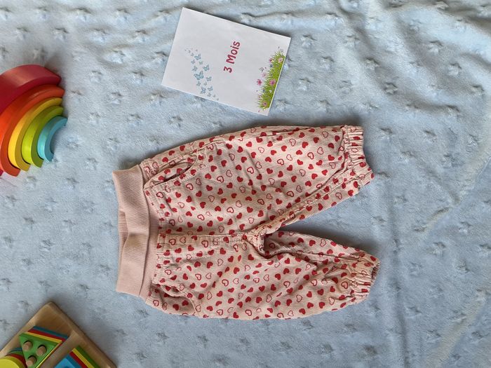 pantalon velours rose motifs coeurs fuchsia taille élastique lupilu 3/6 mois - photo numéro 2