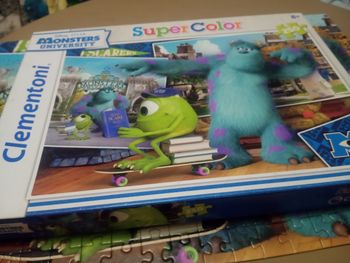 Vend puzzle monstre et cie