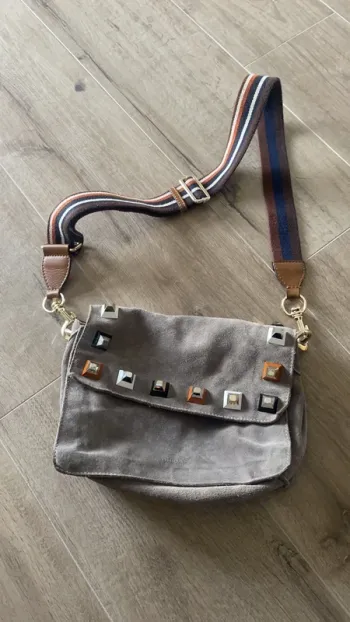 Sac à mains gris bridas