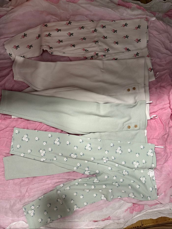 Lot vêtements fille en taille 92 - photo numéro 9