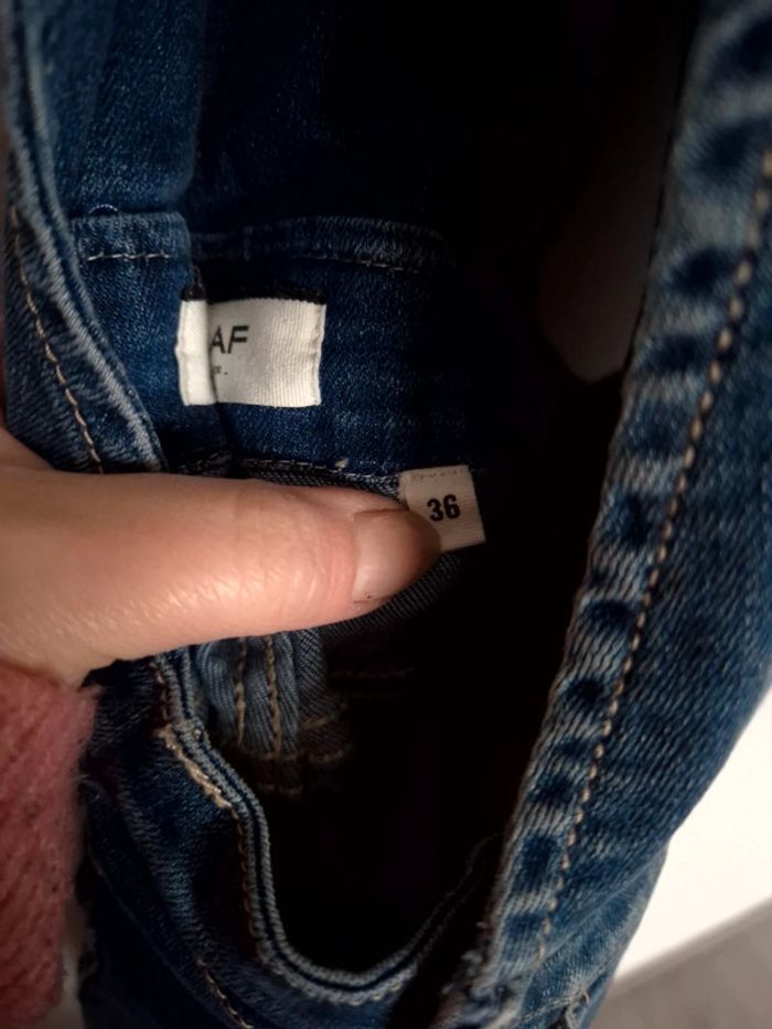 Salopette en jean Naf Naf taille 36 - photo numéro 4