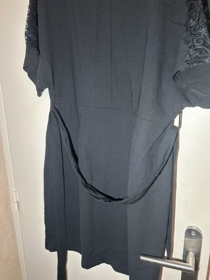 Robe noire la halle - photo numéro 8