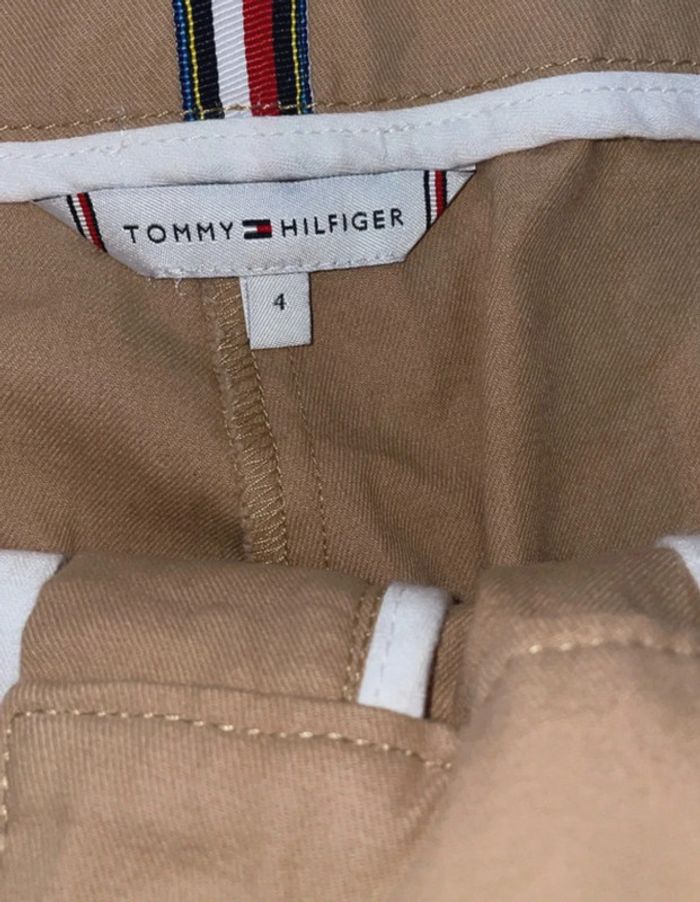 🚨 Chinos Tommy Hilfiger. Taille 36. - photo numéro 2