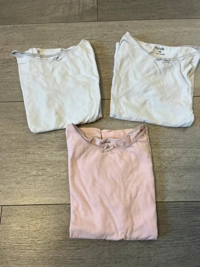 Lot de 3 maillots de corps Kiabi manches courtes fille 6 ans