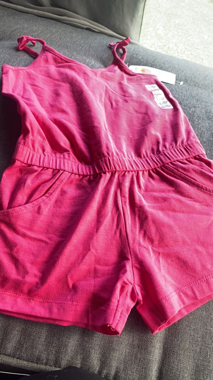 Combinaison taille 4 ans - photo numéro 3