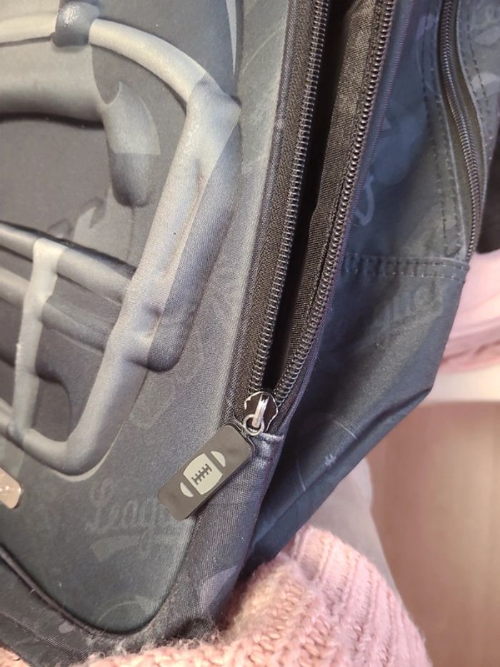 Cartable/ sac à dos - photo numéro 4