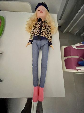 Poupée 90 cm