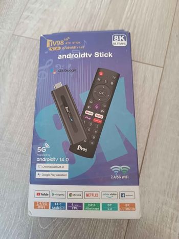 Prix ferme - Clé HDMI Android TV avec télécommande