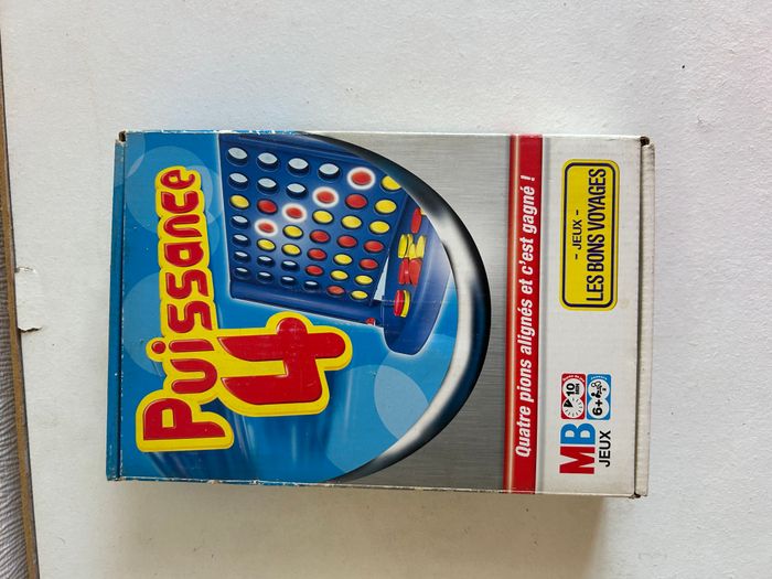 puissance 4 de voyage