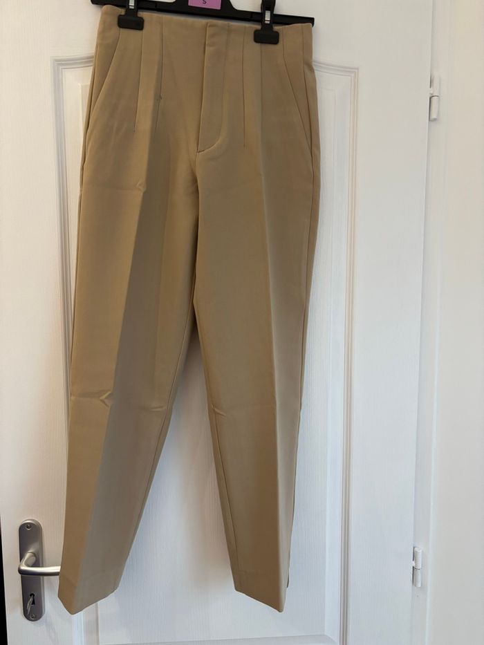 Pantalon Zara