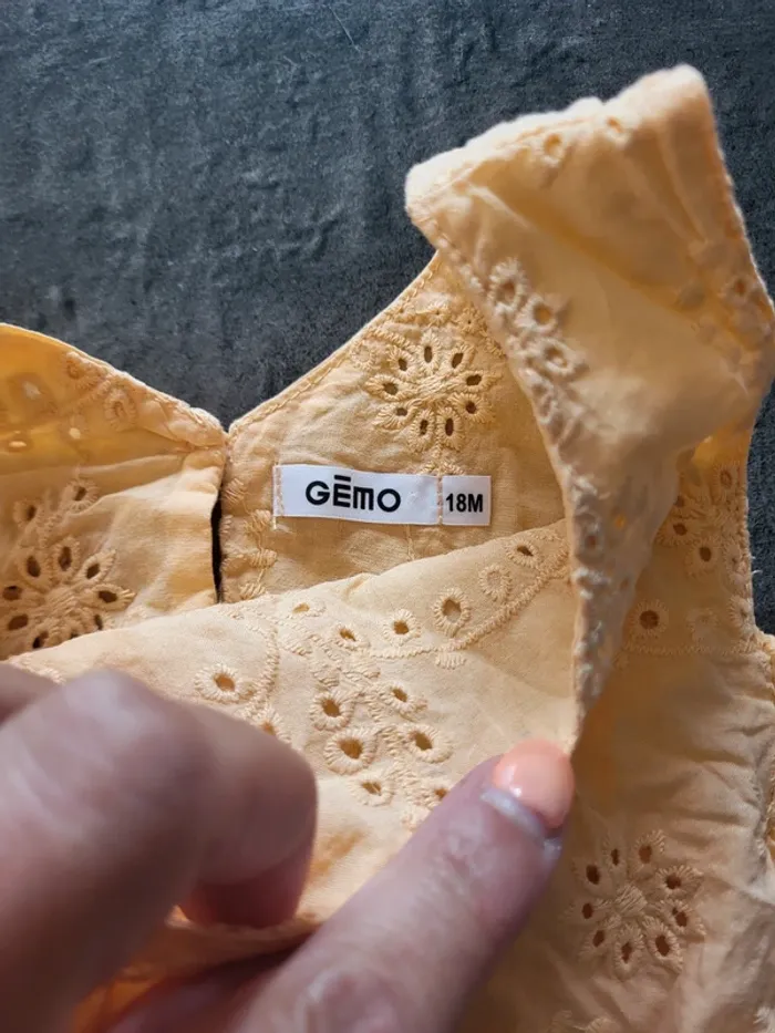 Robe 18 mois - photo numéro 2