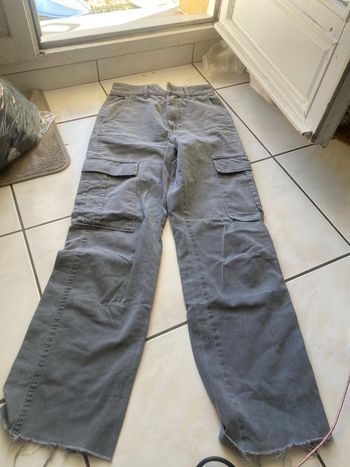 Pantalon, cargo gris, stradivarius, taille 34
