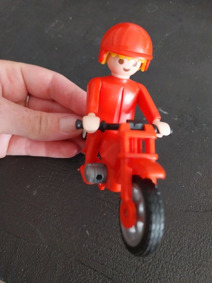 Moto 17 - photo numéro 3