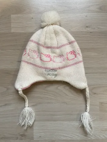 Bonnet blanc Hello Kitty Taille 56