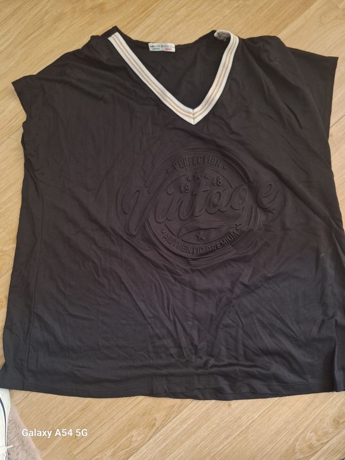 Tee shirt vintage neuf taille .l a xl