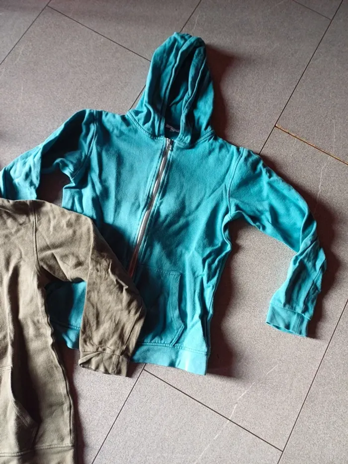 Lot 2 gilet capuche 14 ans - photo numéro 3