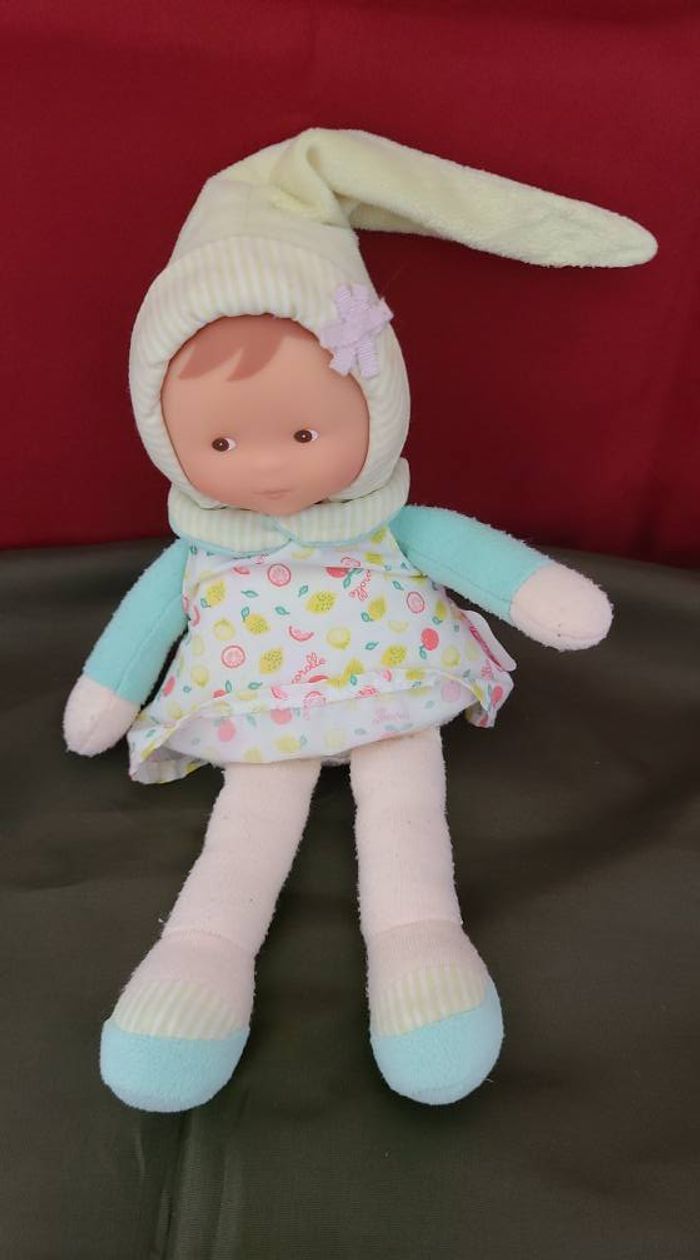 COROLLE  DOUDOU POUPEE ROBE FRUIT CITRON POMME JAUNE VERT ROUGE 2015 - photo numéro 3