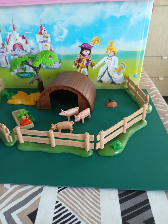 Playmobil fermier et ses porcelets - photo numéro 3