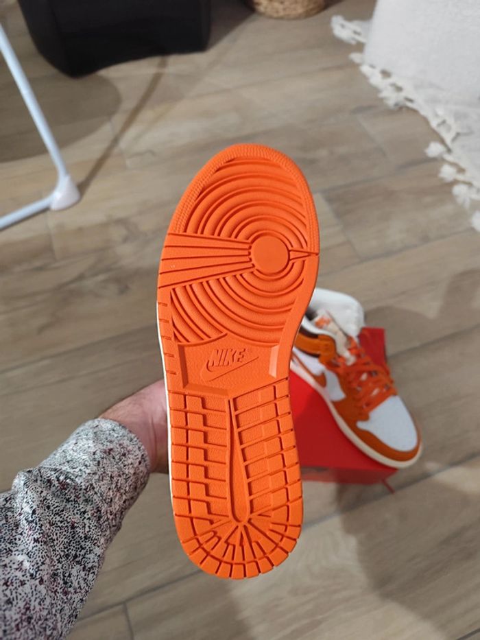 Basket neuve Air Jordan - photo numéro 3