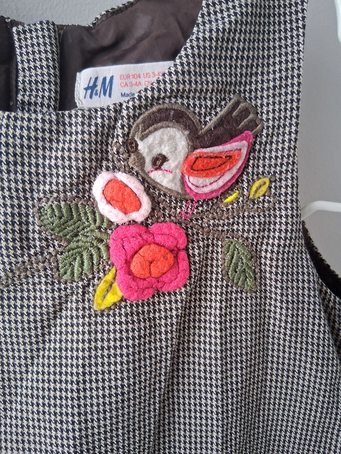 Robe. - photo numéro 2