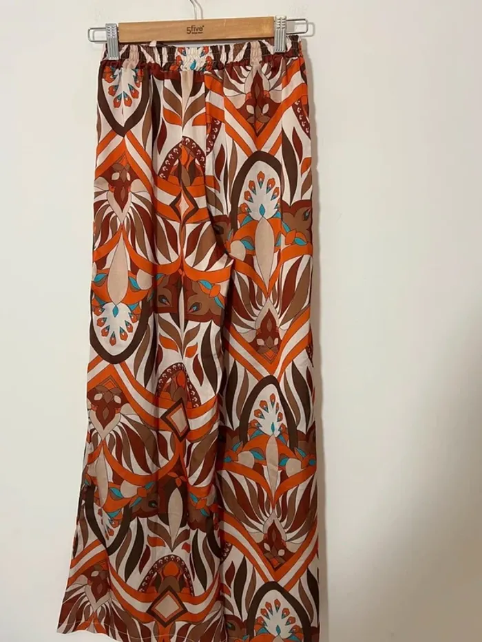 Pantalon motifs orange - photo numéro 2