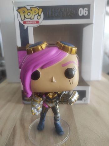 Figurine Funko pop VI 06 ( League of Legends , LoL , Arcane )