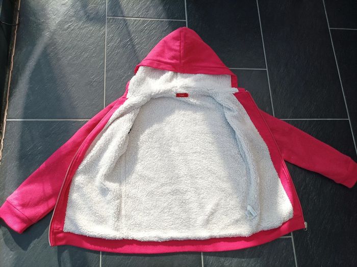Joli gilet fourré fille 14 ans neuf - photo numéro 4
