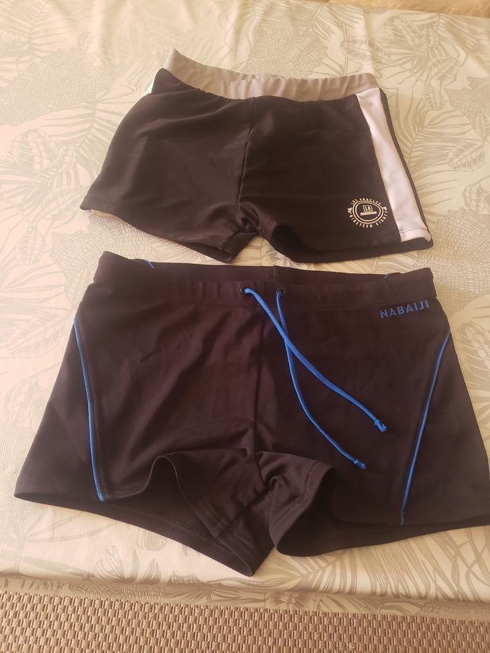 2 maillots de bain