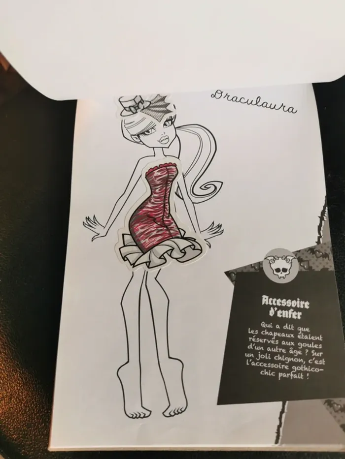 Carnet : J'habille mes Monster High. - photo numéro 3