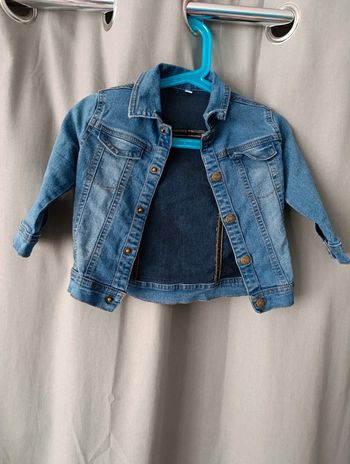 Veste en jean mixte taille 86 cm matière extensible