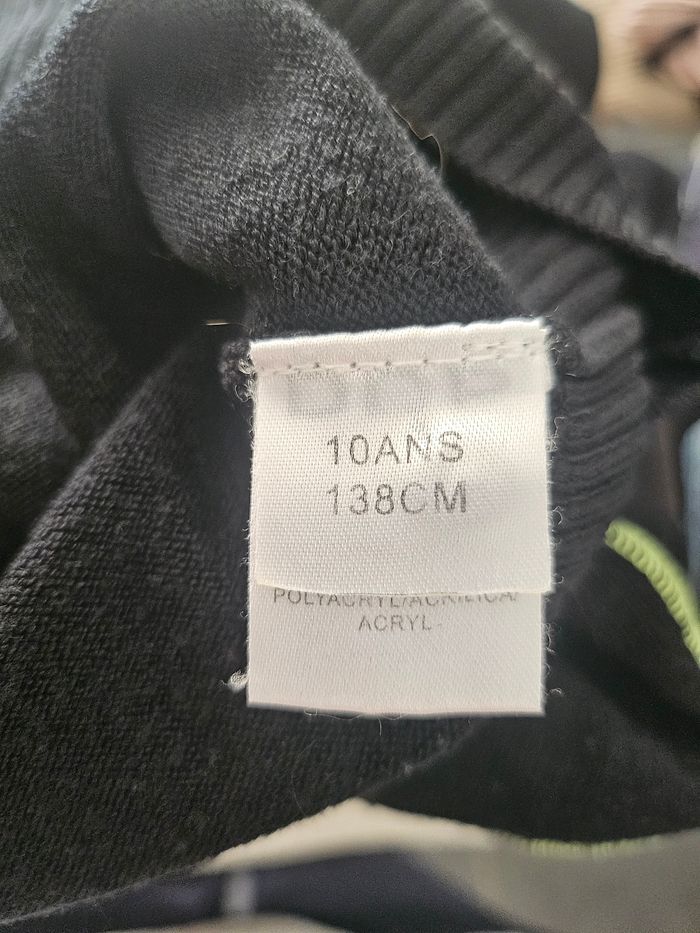 Pull 10ans - photo numéro 3