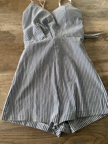 Combi short femme taille 36 ou fille ado 12/16 ans