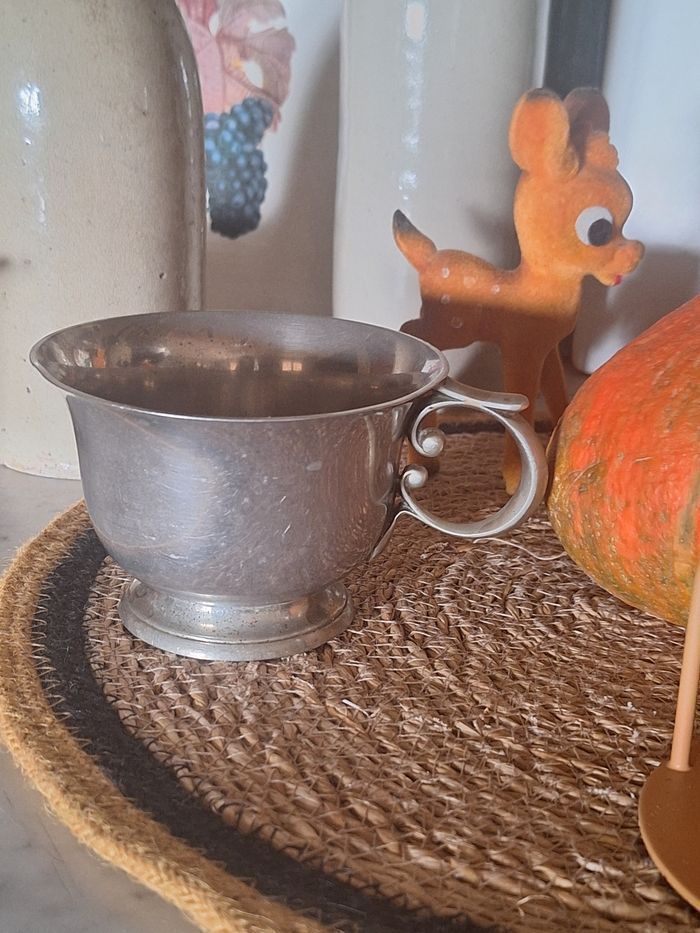 Tasse ancienne en métal argenté Bernadorf - photo numéro 2