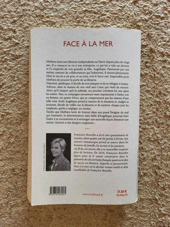 Livre Face à la mer de Françoise Bourdin - photo numéro 2