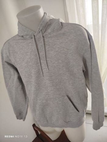 #kytieSfemme. Sweat a capuche manches longues taille S