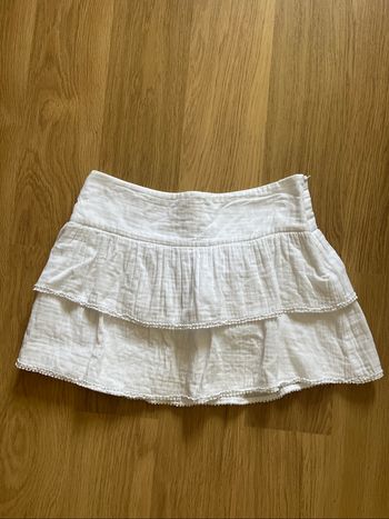 Jupe à volants blanche