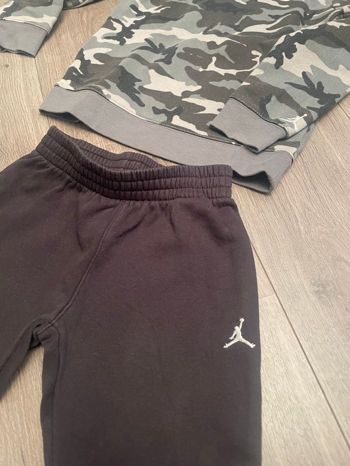 Ensemble Jordan 7 ans 122 centimètres - photo numéro 4