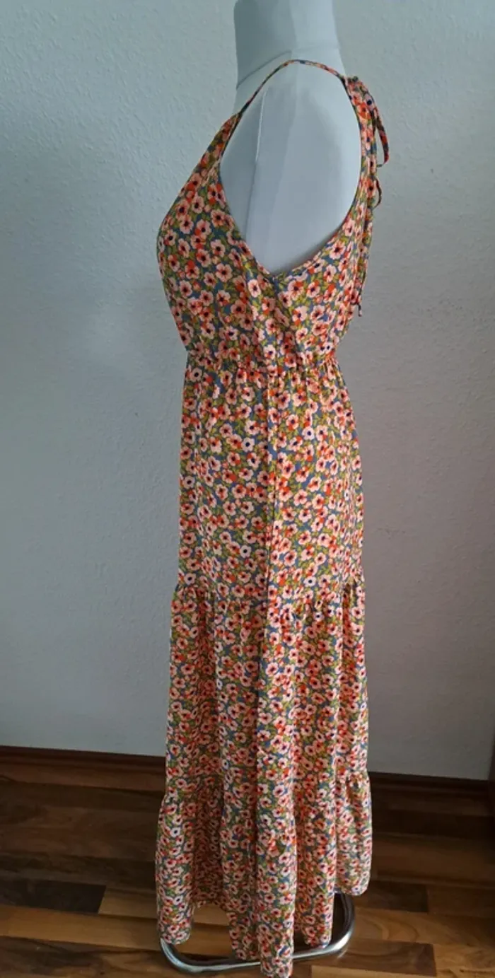 Kleid - photo numéro 2