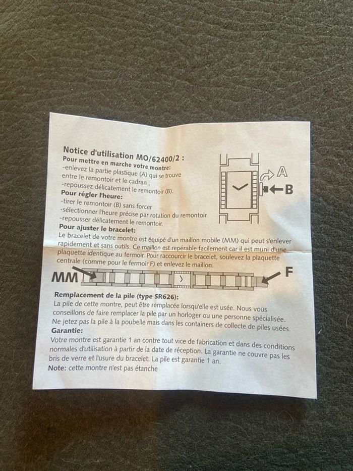 Montre bracelet en métal argenté et strass - photo numéro 5