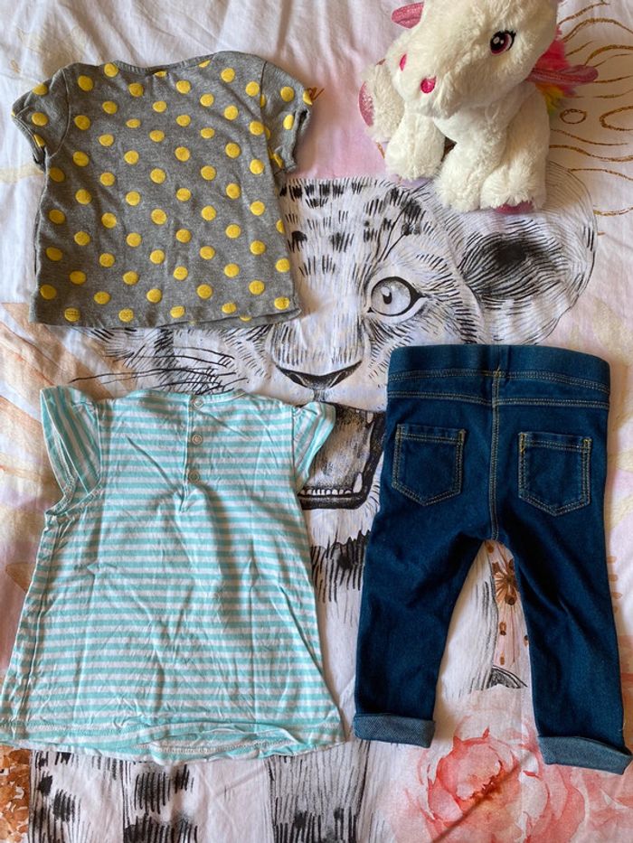 Ensemble 3 pièces de 2 t-shirts et 1 legging, taille 9 mois, marque Disney et Gémo. - photo numéro 6