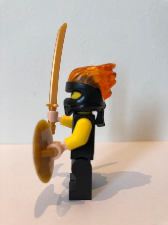 Figurine type lego Ninja Ninjago - photo numéro 2