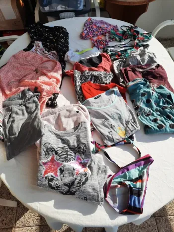 Lot fille de 12 à 16 ans